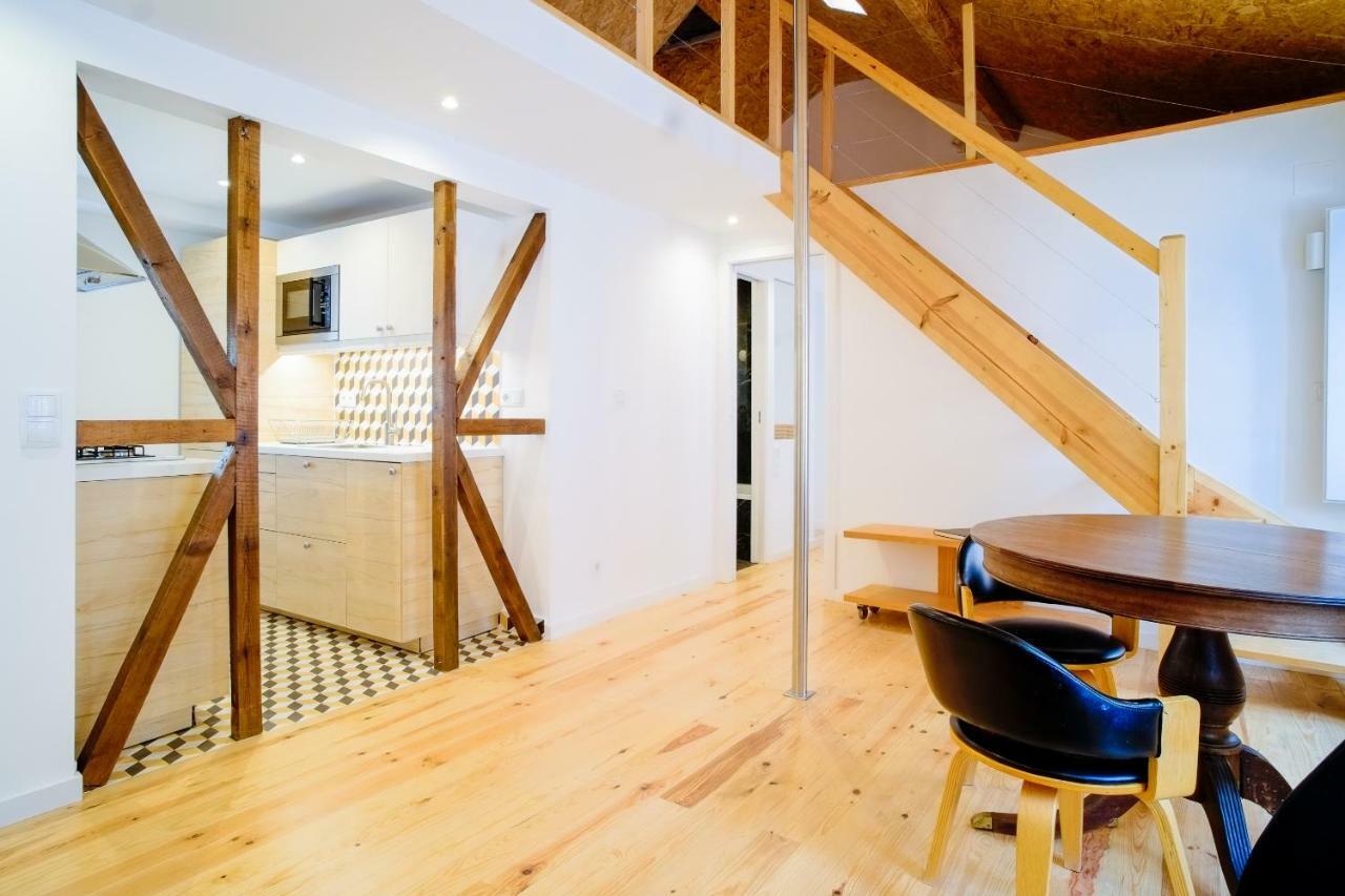 Bright And Sunny Apartment Lisbona Esterno foto